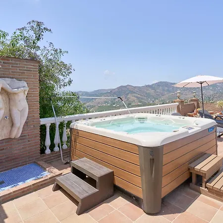 With Infinity Pool Hot Tub Frigiliana